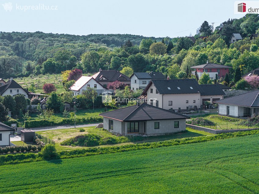 Prodej  rodinného domu 218 m^2 Vojenova, Kralupy nad Vltavou 