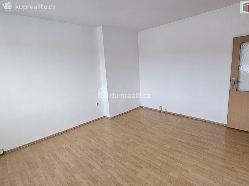 Pronájem bytu 2+1 53 m^2 Generála Píky, Praha 6 