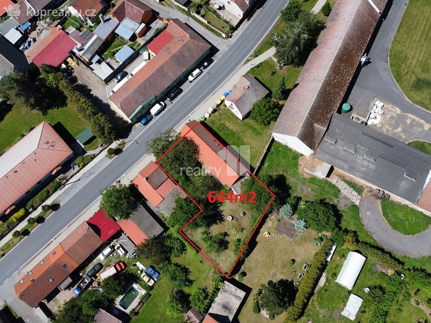 Prodej  rodinného domu 75 m^2 Pečecká, Pečky 