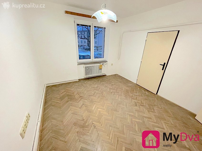 Pronájem bytu 3+1 74 m^2 Jana Žižky, Telč 