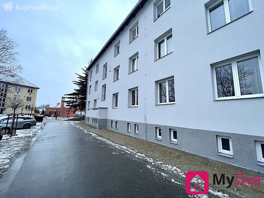 Pronájem bytu 3+1 74 m^2 Jana Žižky, Telč 