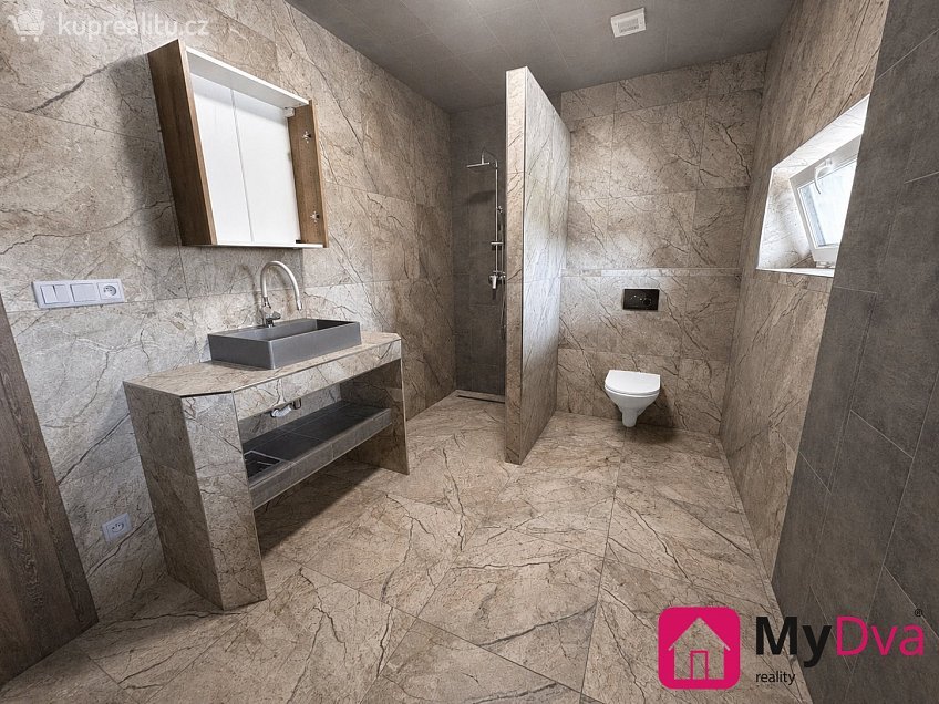 Pronájem bytu 2+kk 62 m^2 Moravské Budějovice, Moravské Budějovice 