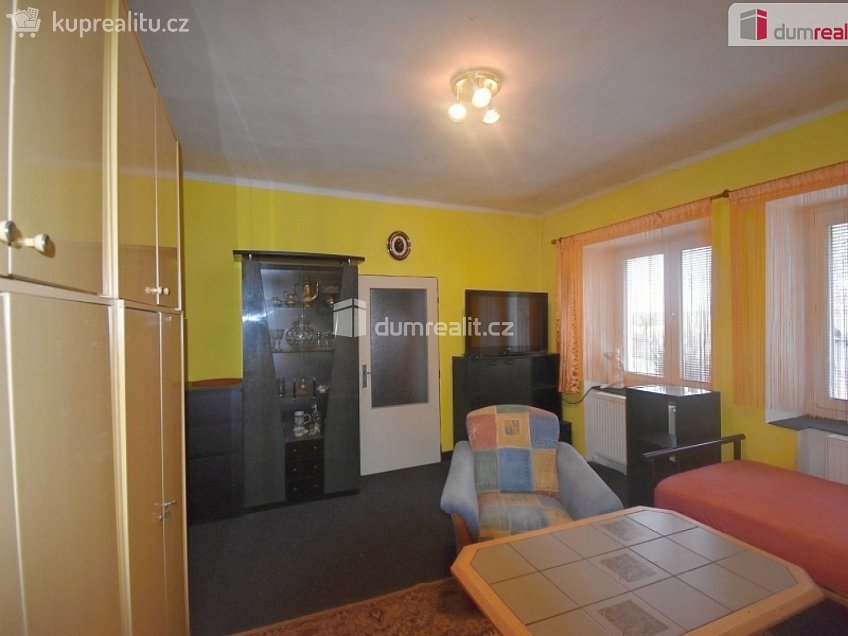 Pronájem  komerční reality 596 m^2 Chbany, Chbany 