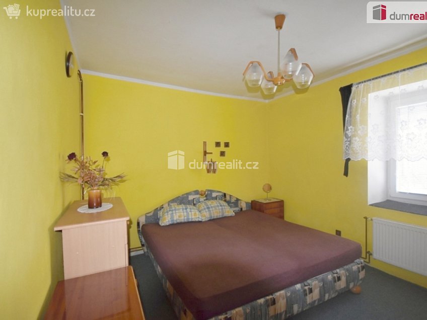Pronájem  komerční reality 596 m^2 Chbany, Chbany 