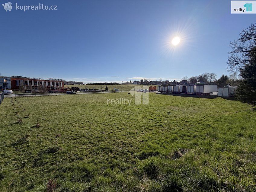 Prodej  stavebního pozemku 2833 m^2 Průmyslová, Jiřice 