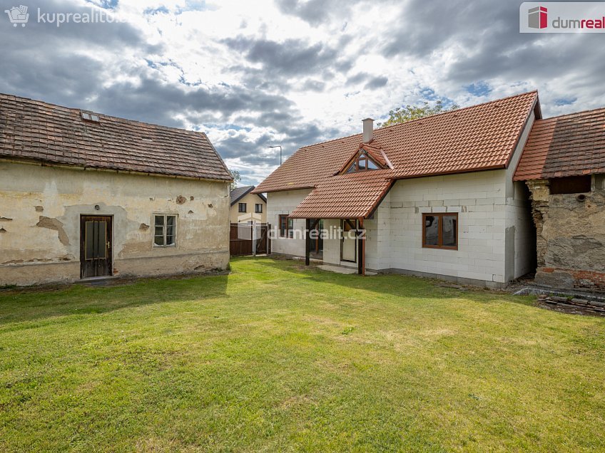 Prodej  rodinného domu 106 m^2 Budějovická, Jesenice 