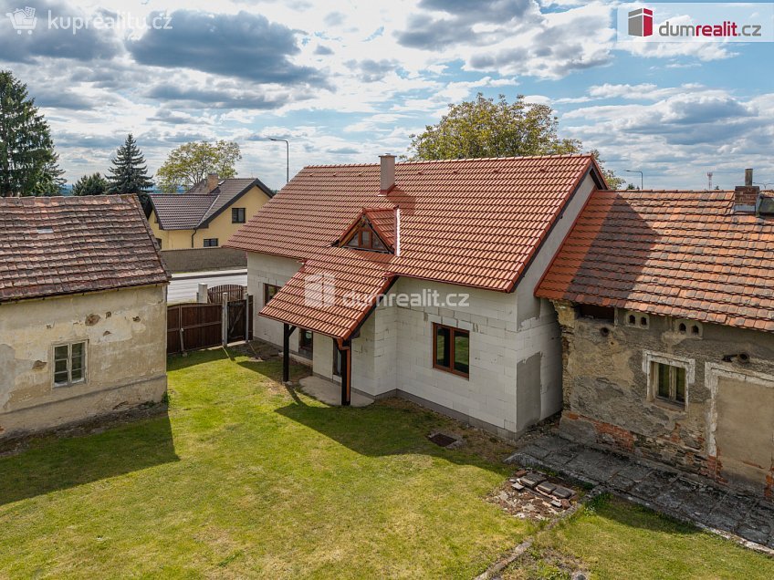 Prodej  rodinného domu 106 m^2 Budějovická, Jesenice 
