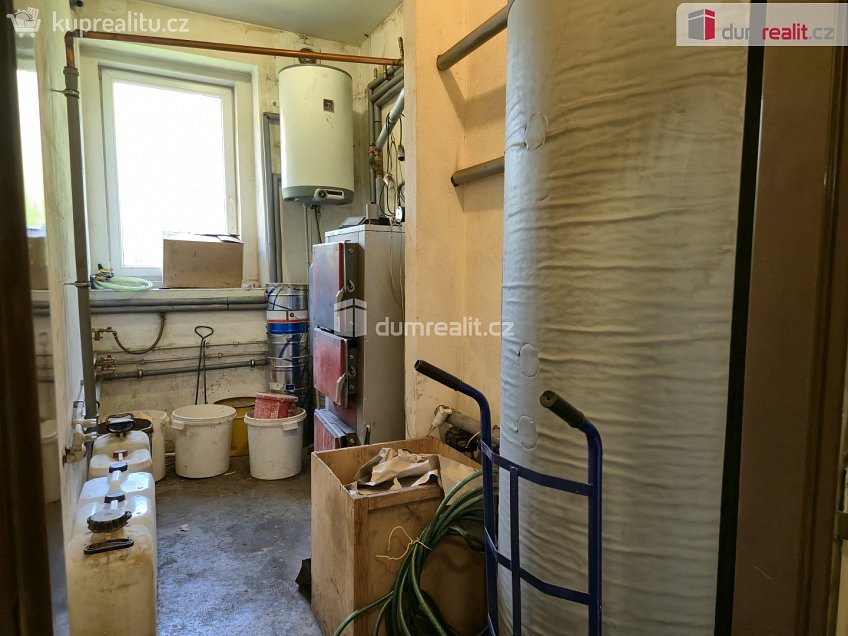 Prodej  výrobních prostor 340 m^2 Láz, Láz 