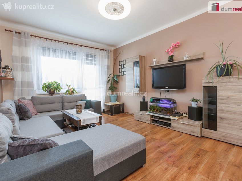 Prodej bytu 2+1 53 m^2 Obránců míru, Kladno 
