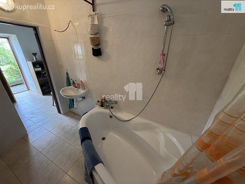 Prodej  usedlosti 80 m^2 Buřenice, Buřenice 