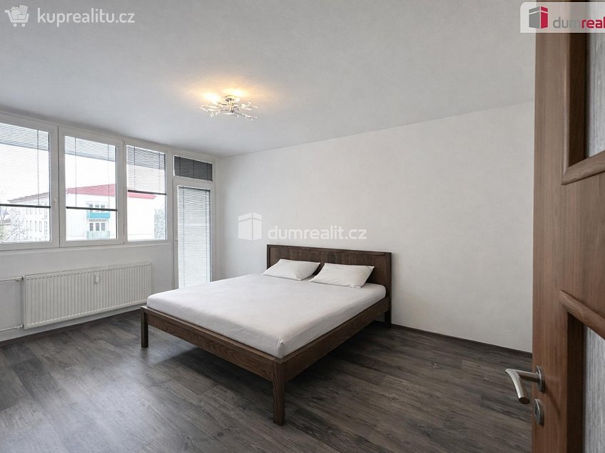 Pronájem bytu 3+1 79 m^2 Libušina, Mariánské Lázně 