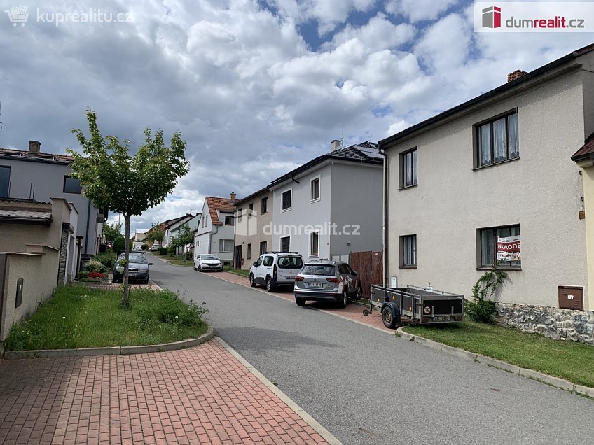 Prodej  rodinného domu 160 m^2 Zborovská, Dobříš 