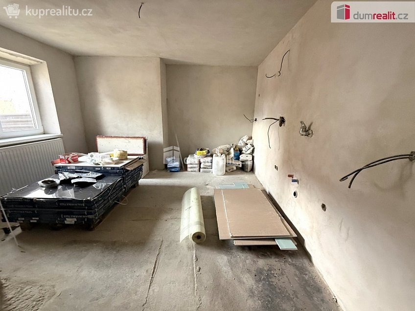 Prodej  rodinného domu 100 m^2 Závodí, Nivnice 