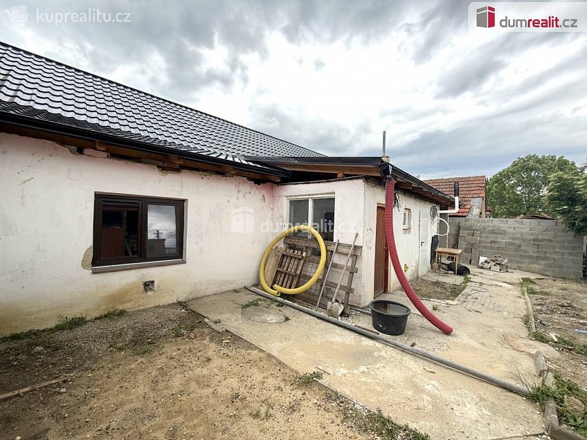 Prodej  rodinného domu 100 m^2 Závodí, Nivnice 