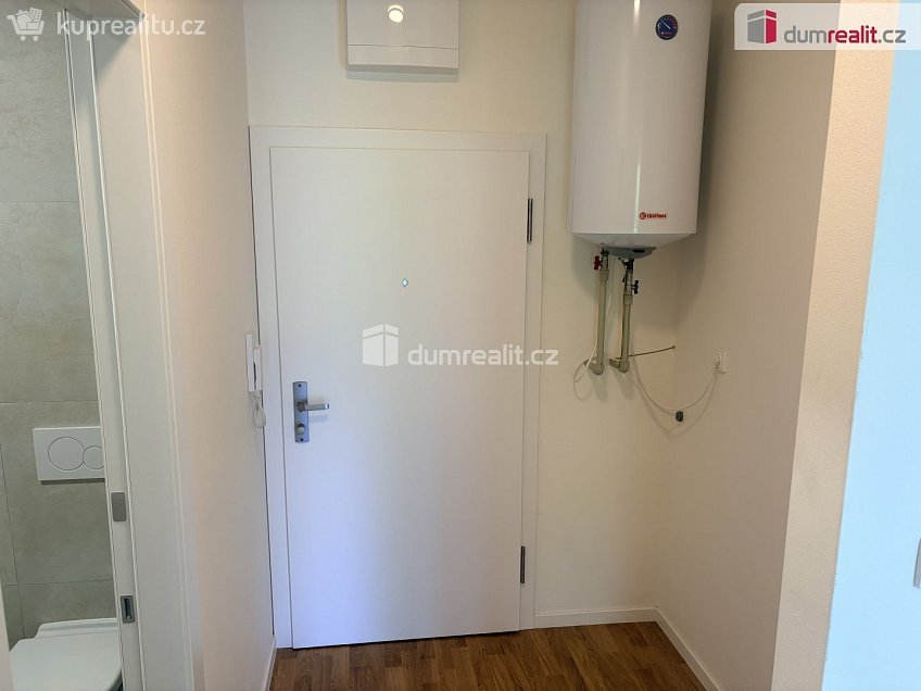 Pronájem bytu 2+kk 35 m^2 Hornická, Dubňany 