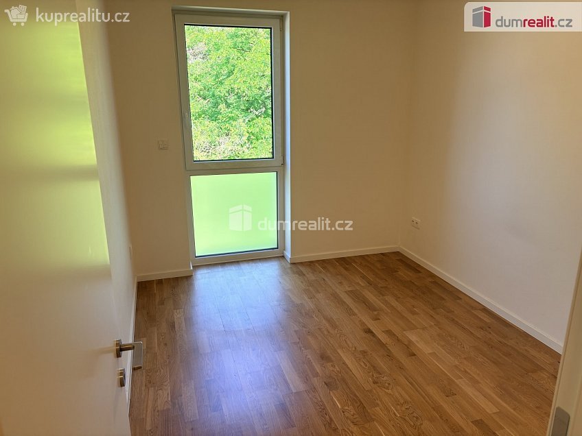 Pronájem bytu 2+kk 35 m^2 Hornická, Dubňany 
