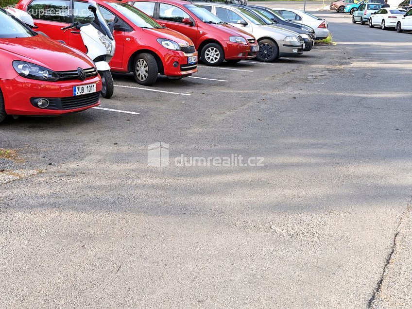Prodej bytu 2+1 65 m^2 Na Pěšině, Děčín 