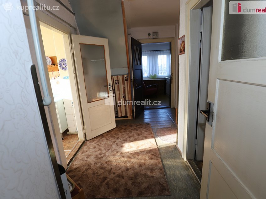 Prodej bytu 2+1 52 m^2 Zelená, Aš 