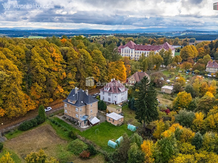 Prodej bytu 2+1 52 m^2 Zelená, Aš 