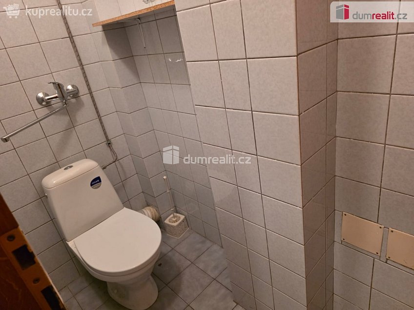 Pronájem  kanceláře 250 m^2 Horní, Frenštát pod Radhoštěm 