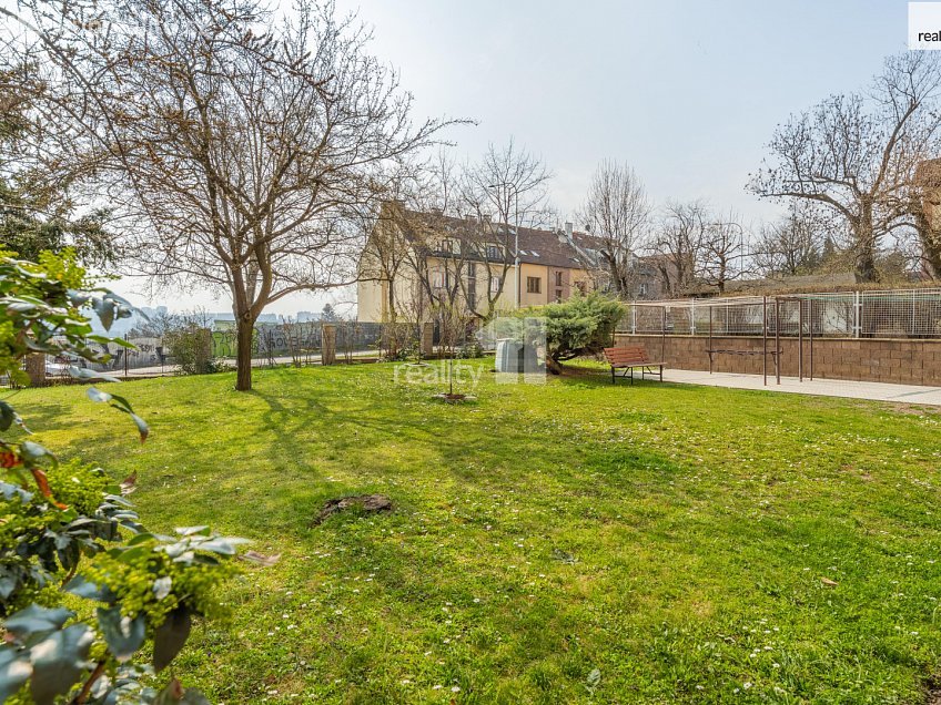 Prodej bytu 2+kk 51 m^2 Sedlčanská, Praha 4 