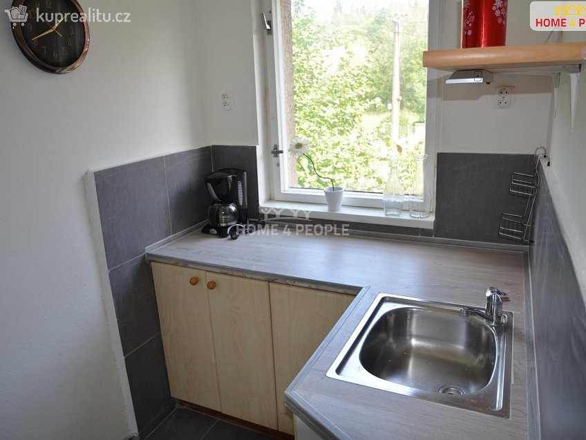 Pronájem  rodinného domu 65 m^2 V Zahrádkách, Malé Kyšice 