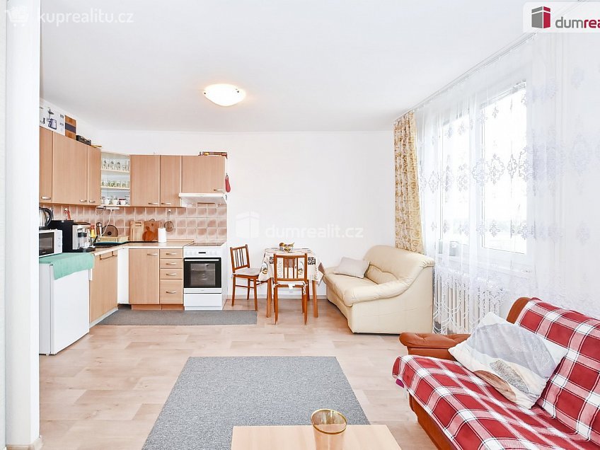 Prodej bytu 1+kk 40 m^2 Bohumínská, Praha 18 