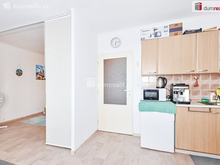 Prodej bytu 1+kk 40 m^2 Bohumínská, Praha 18 