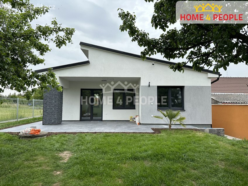 Pronájem  rodinného domu 160 m^2 Zásmuky, Zásmuky 