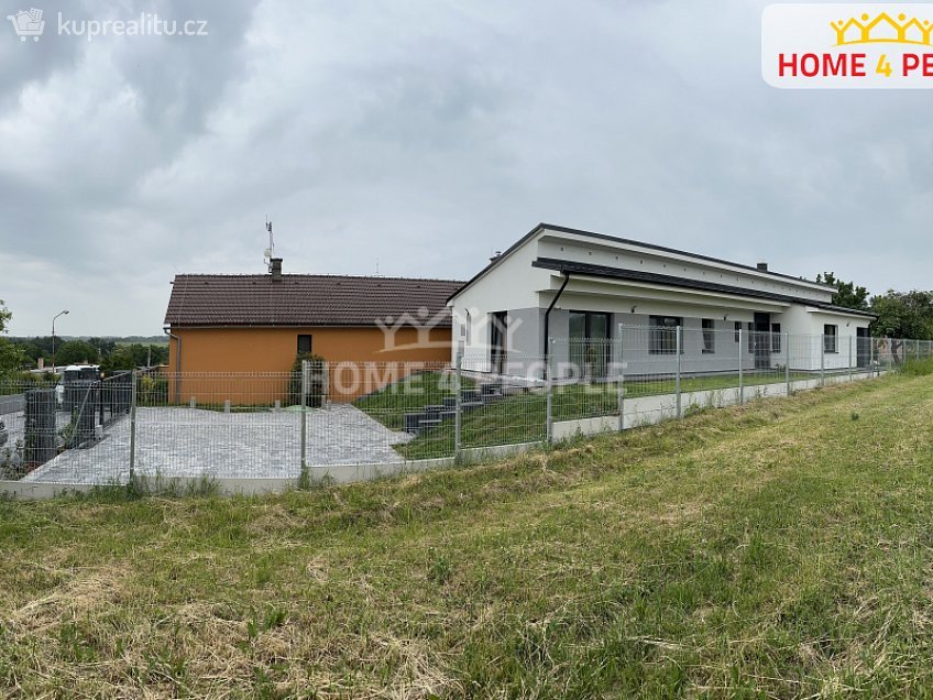 Pronájem  rodinného domu 160 m^2 Zásmuky, Zásmuky 