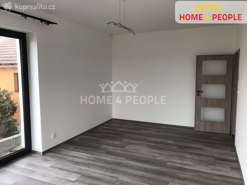Pronájem  rodinného domu 160 m^2 Zásmuky, Zásmuky 