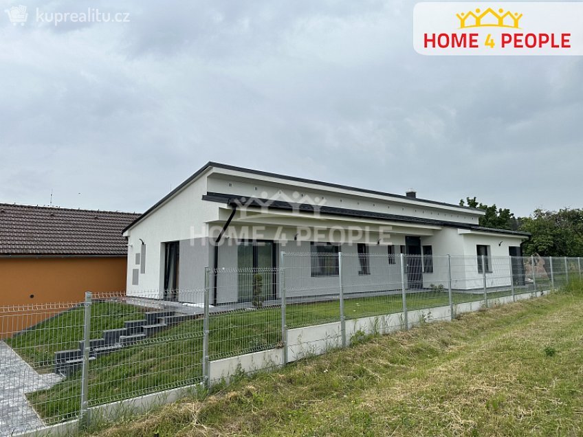 Pronájem  rodinného domu 160 m^2 Zásmuky, Zásmuky 