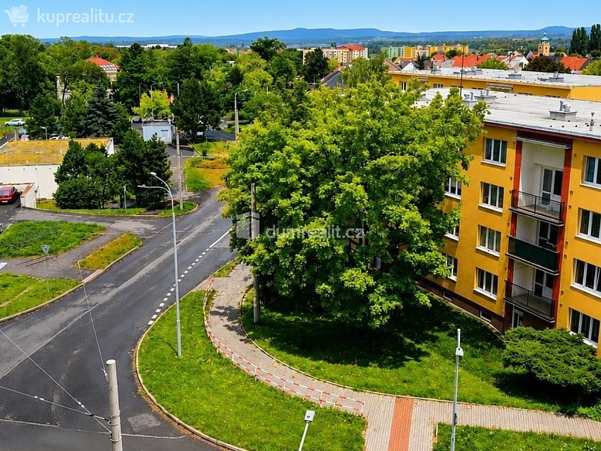 Pronájem bytu 1+kk 20 m^2 Studentská, Jirkov 