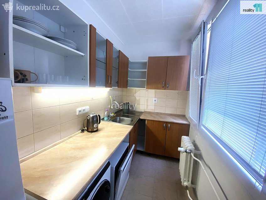 Pronájem bytu 1+kk 30 m^2 Nádražní, Příbram 