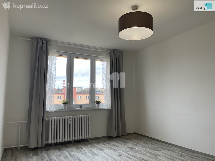 Pronájem bytu 1+1 37 m^2 Evropská, Praha 6 