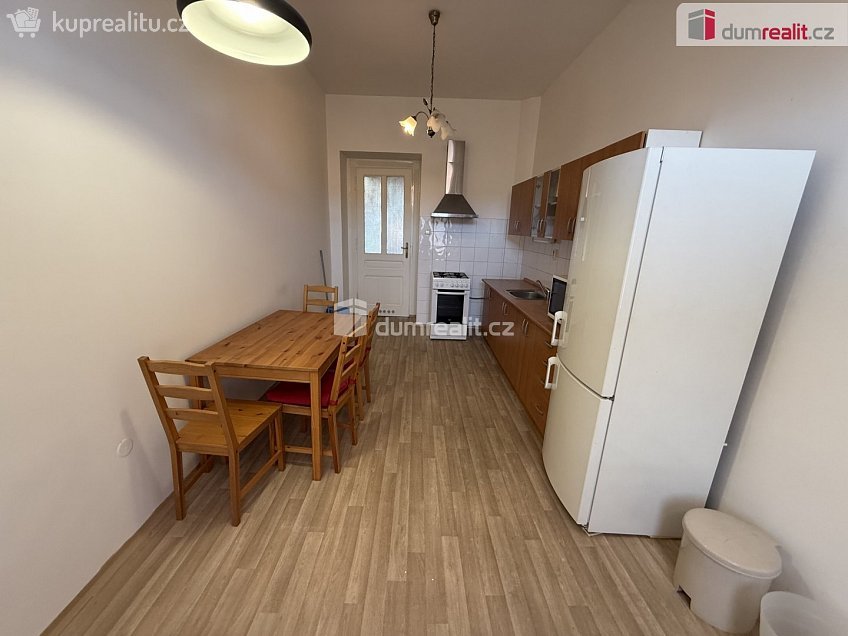 Pronájem bytu 3+1 92 m^2 Jindřicha Plachty, Praha 5 