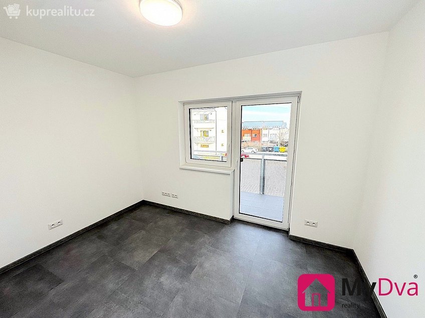 Pronájem bytu 3+kk 85 m^2 Hrušňová, Znojmo 