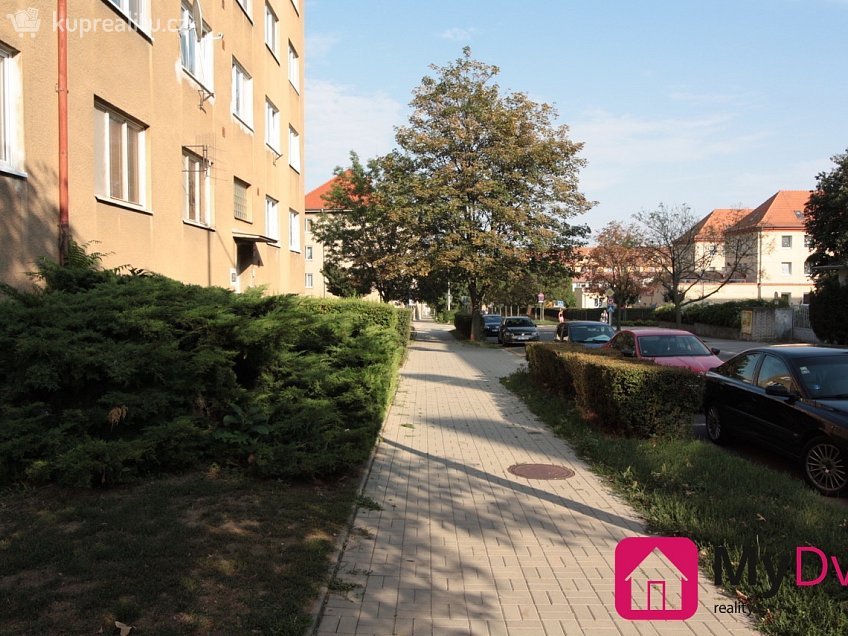 Pronájem bytu 2+kk 32 m^2 Smetanova, Znojmo 