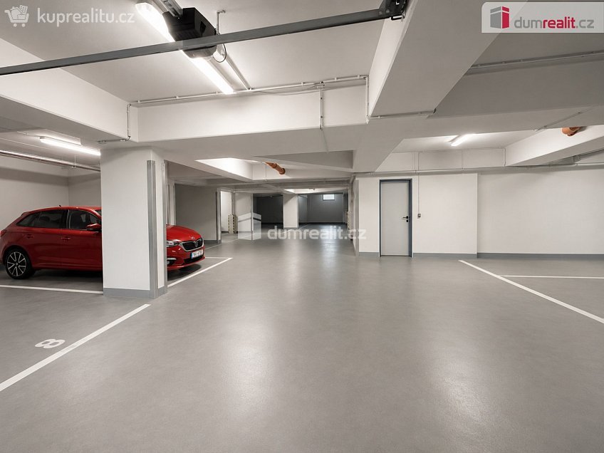 Pronájem  garáže 20 m^2 Baráčnická, Ústí nad Labem 