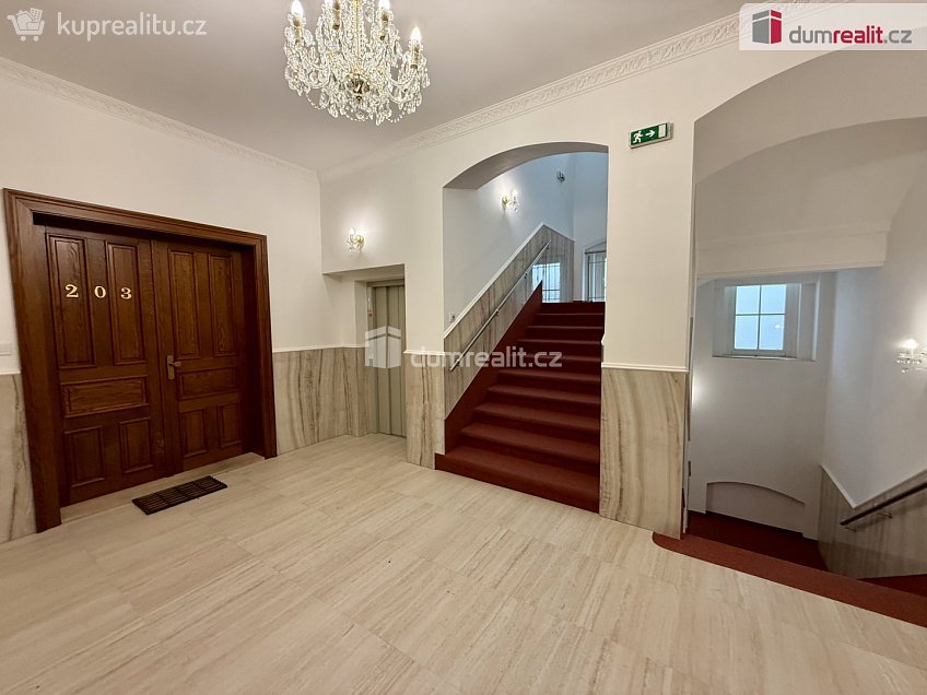 Pronájem bytu 2+kk 240 m^2 Ibsenova, Mariánské Lázně 