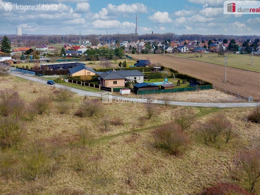 Prodej  stavebního pozemku 466 m^2 Polní, Libiš 