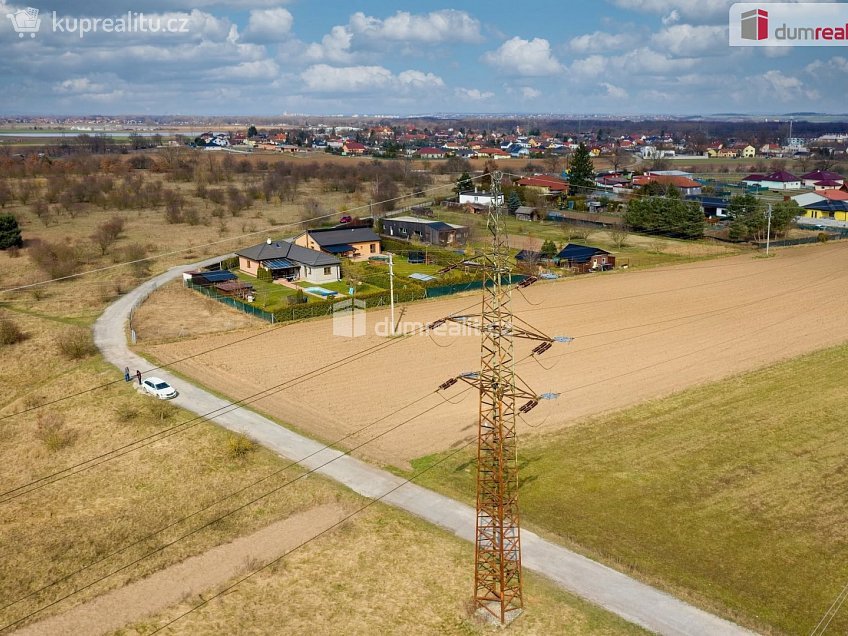 Prodej  stavebního pozemku 466 m^2 Polní, Libiš 