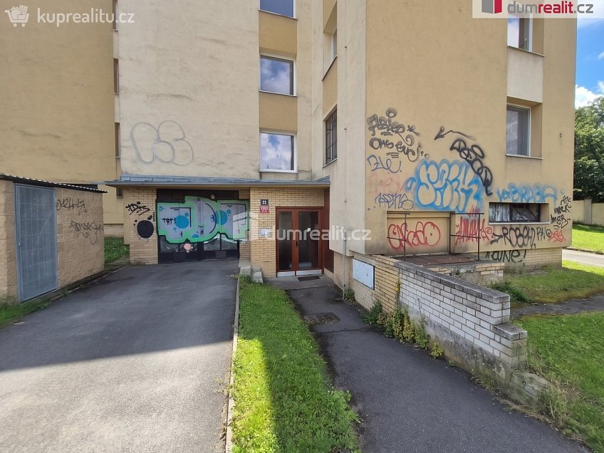 Prodej bytu 3+1 67 m^2 Ve studeném, Praha 4 