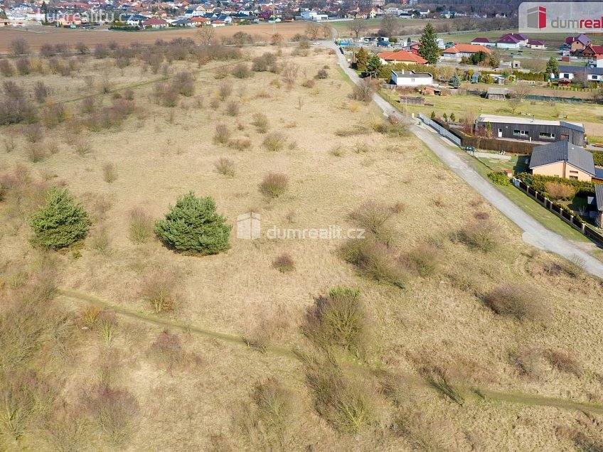 Prodej  stavebního pozemku 911 m^2 Polní, Libiš 
