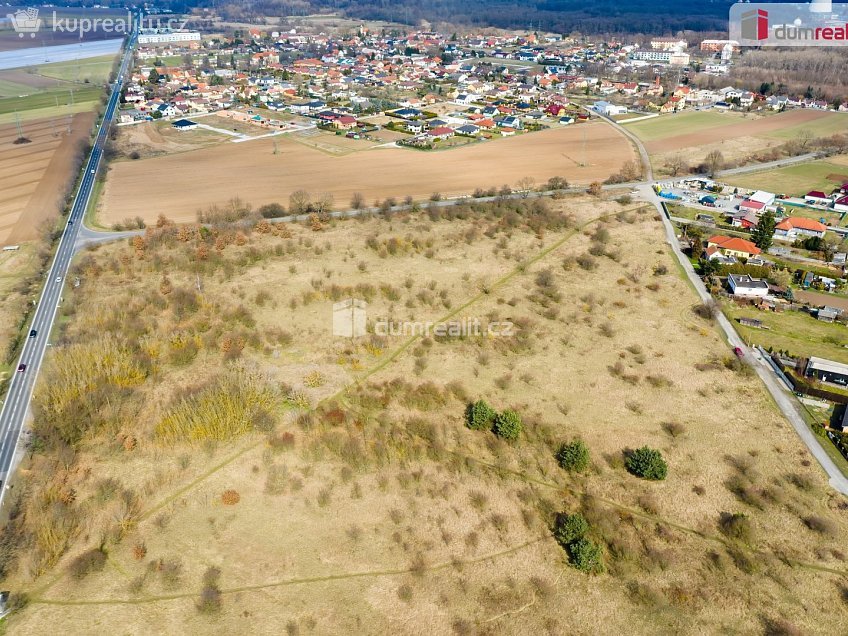 Prodej  stavebního pozemku 911 m^2 Polní, Libiš 