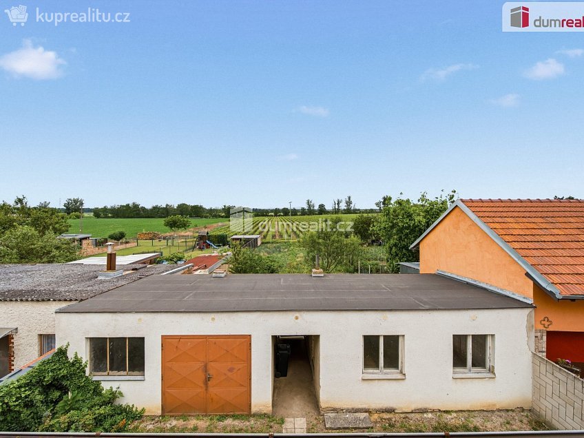 Prodej  rodinného domu 180 m^2 Padělky, Tvrdonice 