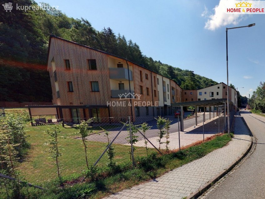 Pronájem bytu 3+1 80 m^2 Horská, Vrchlabí 