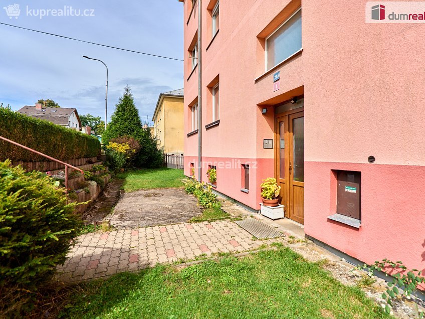 Prodej bytu 2+kk 55 m^2 Májová, Dalovice 