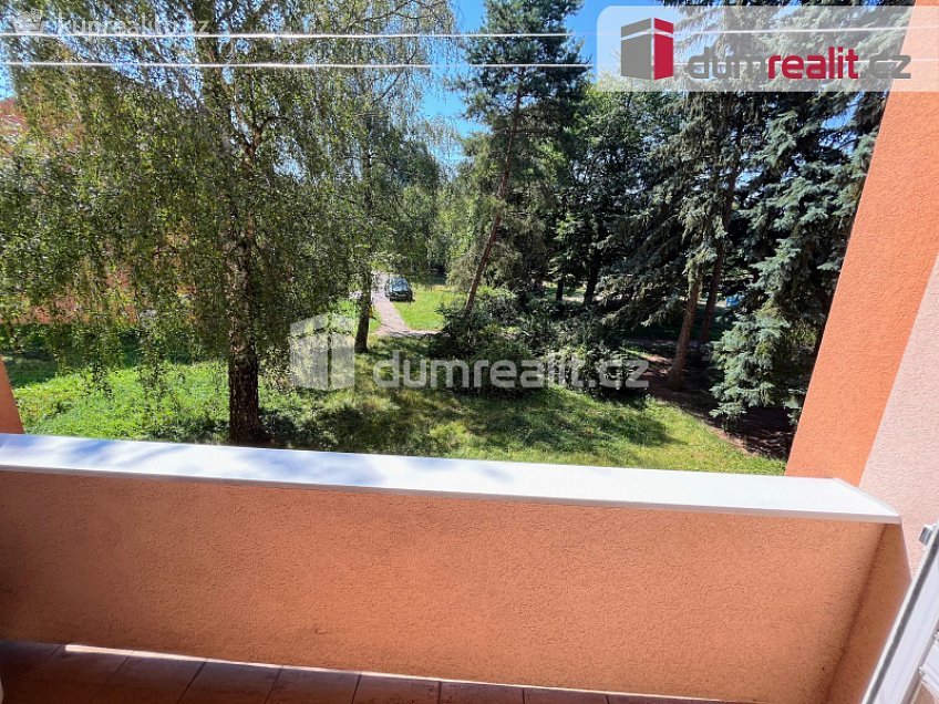 Pronájem bytu 3+1 70 m^2 náměstí Republiky, Uherské Hradiště 