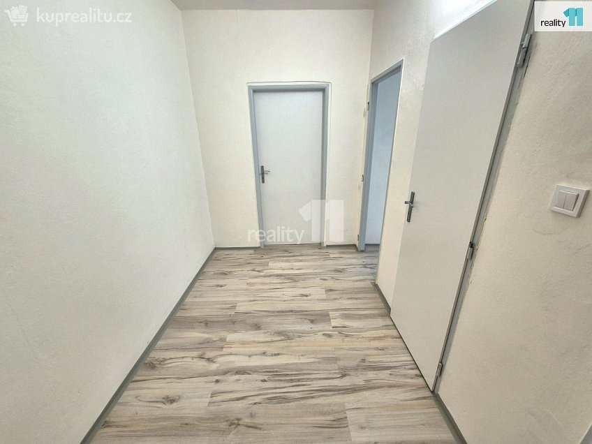 Pronájem bytu 2+1 54 m^2 Palackého, Aš 